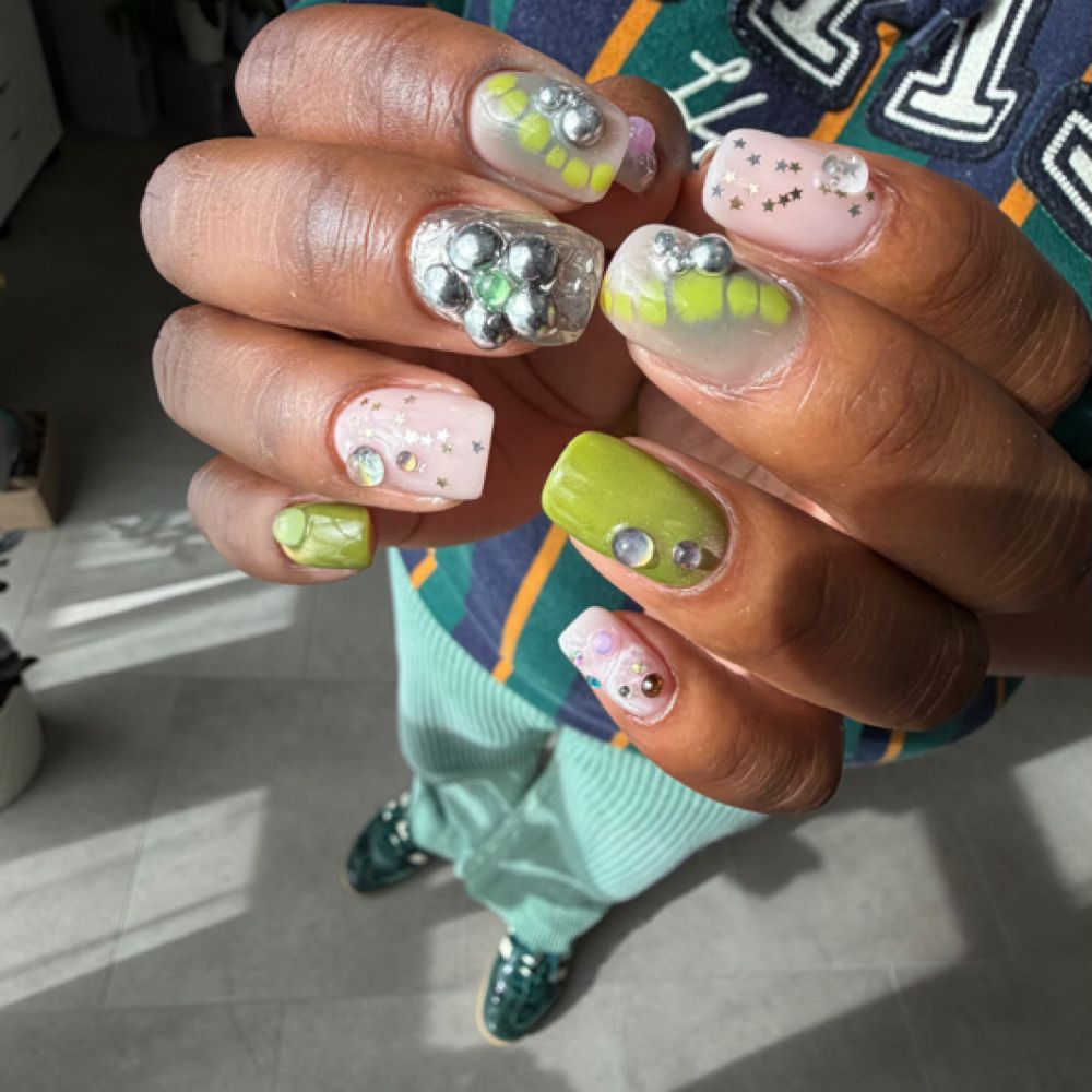 Lime and pearl nail art